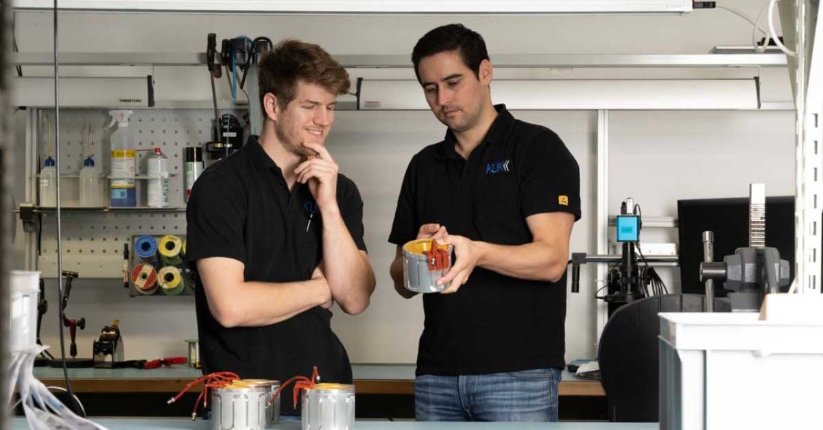 Le développement d'une bobine est un processus important qui nécessite une planification minutieuse pour atteindre les performances et la fiabilité souhaitées. Au cours de la phase de faisabilité, les fabricants de bobines expérimentés comprennent les défis qui peuvent se présenter. La coopération avec un fabricant de bobines spécifique au client pendant la phase de faisabilité et pour l'échantillonnage est d'une grande importance.