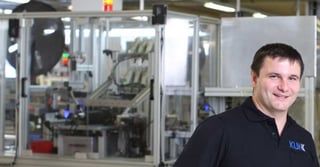 Comment les entreprises de haute technologie profitent de KUK en tant que sous-traitant