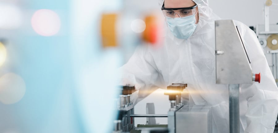 KUK est un partenaire technologique pour les bobines miniaturisées et l'électronique dans le domaine du médical et des systèmes de capteurs. Notre expertise de fabrication comprend des installations pour le bobinage direct de noyaux métalliques et le traitement de fils fins à partir de 0,010 mm. Les compétences de base de KUK comprennent également la technologie d'assemblage et de connexion, en particulier dans ce domaine de précision.