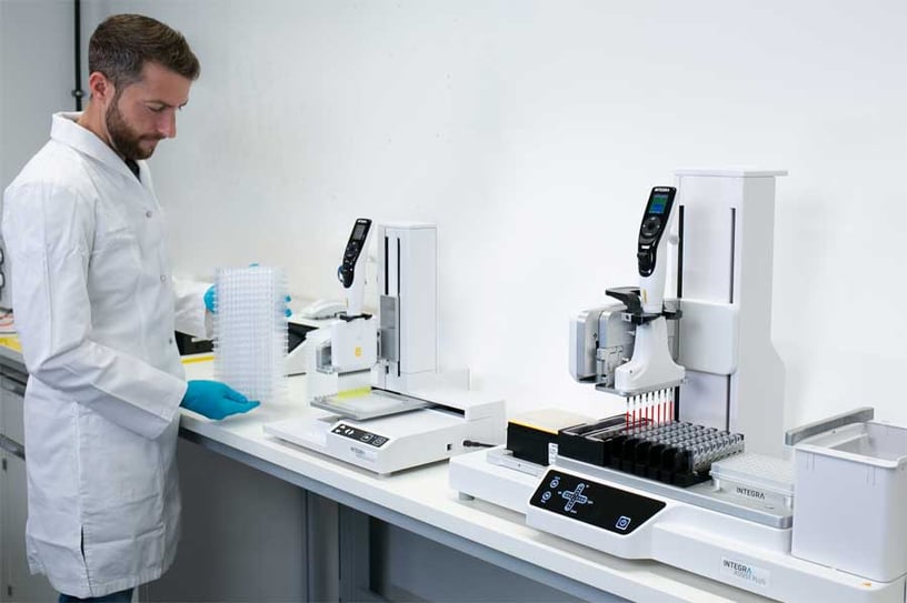 INTEGRA Biosciences est un bon exemple d'entreprise de technologie de laboratoire qui s'approvisionne auprès de KUK en bobines spécifiques au client et en assemblage de circuits imprimés à partir d'une source unique. Récemment, INTEGRA a bénéficié d'une aide précieuse pour la production de bobines destinées à un appareil de laboratoire sophistiqué pour le pipetage.